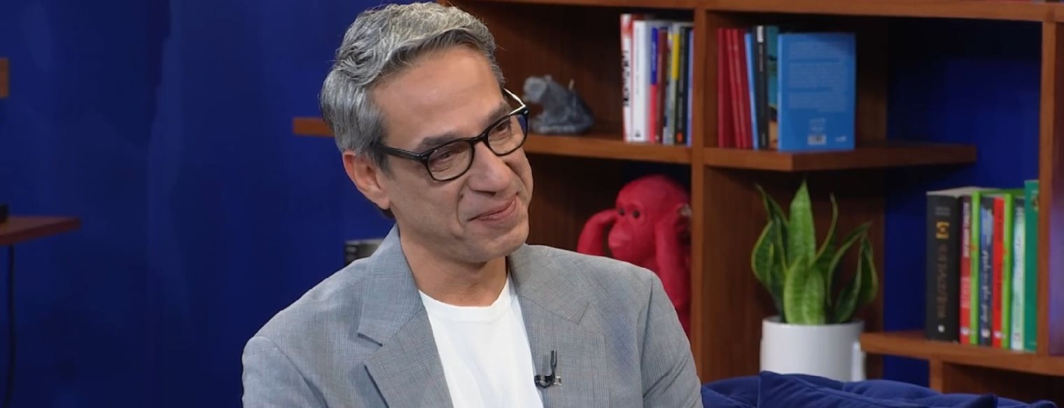 Δημοσθένης Παπαδόπουλος: «Ο πατέρας μου δεν με έχει δει ποτέ να παίζω στο θέατρο»