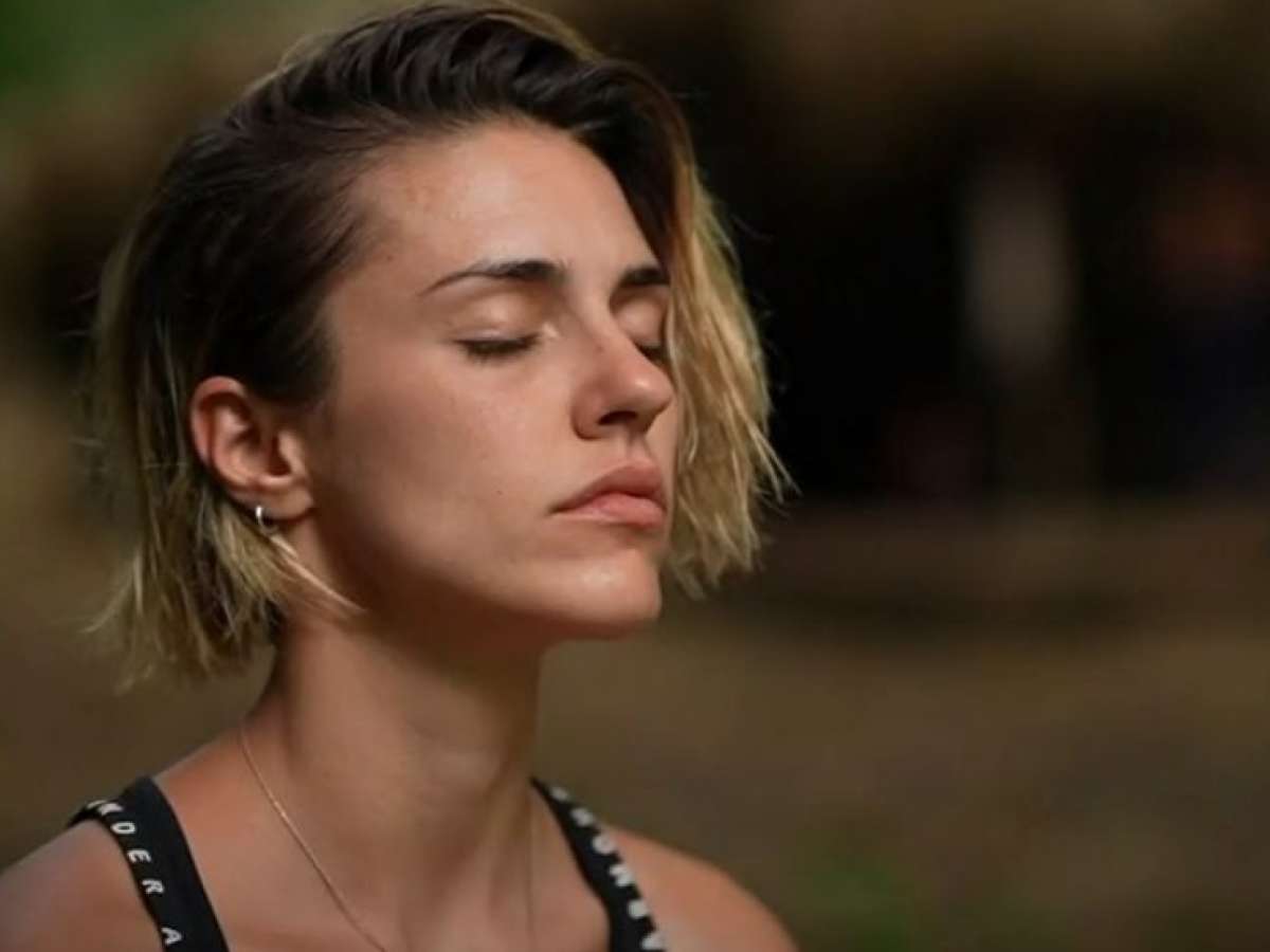 Κάτια Ταραμπάνκο: Δάκρυα για την Ουκρανία μετά την ενημέρωση από τον Ατζούν