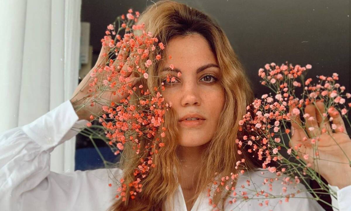 Η Μαίρη Συνατσάκη έκανε ακόμη μια μεγάλη αλλαγή στα μαλλιά της - Το απόλυτο wolf cut της σεζόν!