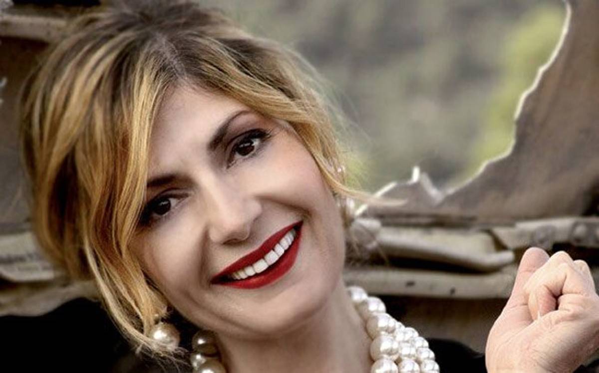 Μαρία Γεωργιάδου: «Αποφάσισα να κάνω θέατρο όταν έχασα τη μητέρα μου»