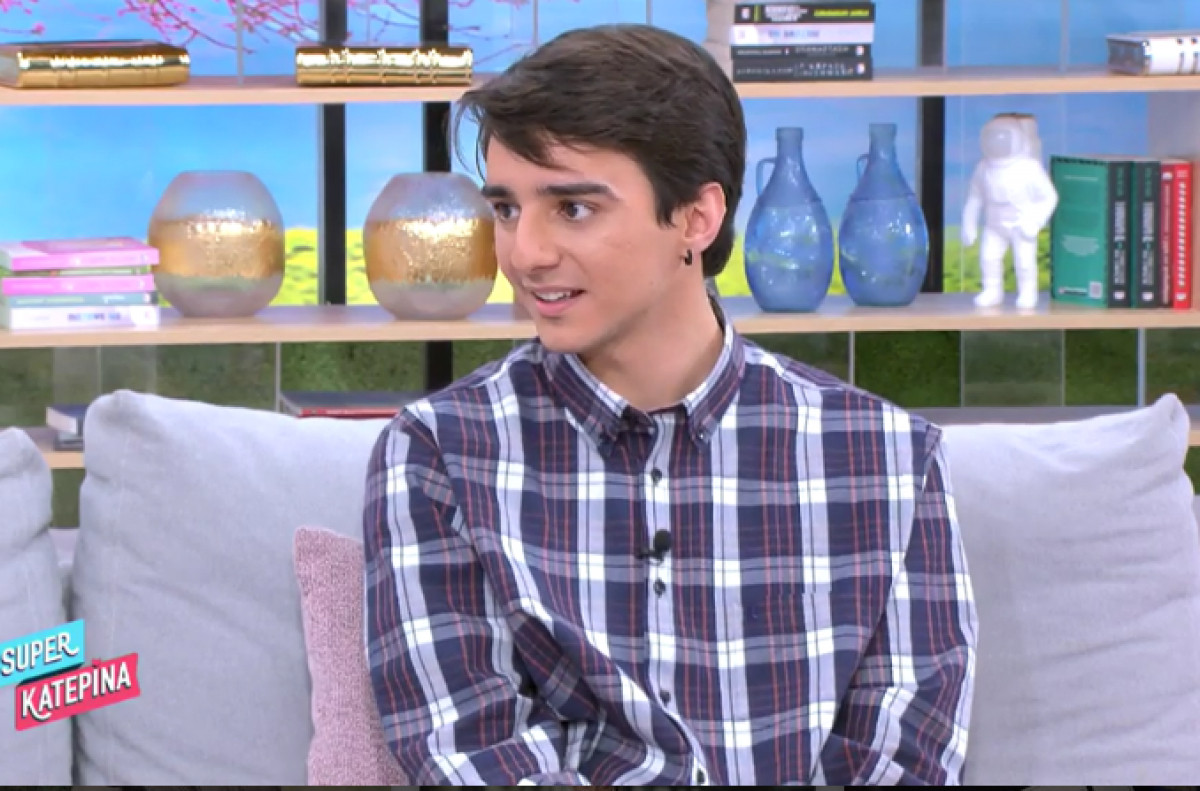 Στρατής Χατζησταματίου: ο Μανώλης δίνει spoiler για τις εξελίξεις στον Σασμό