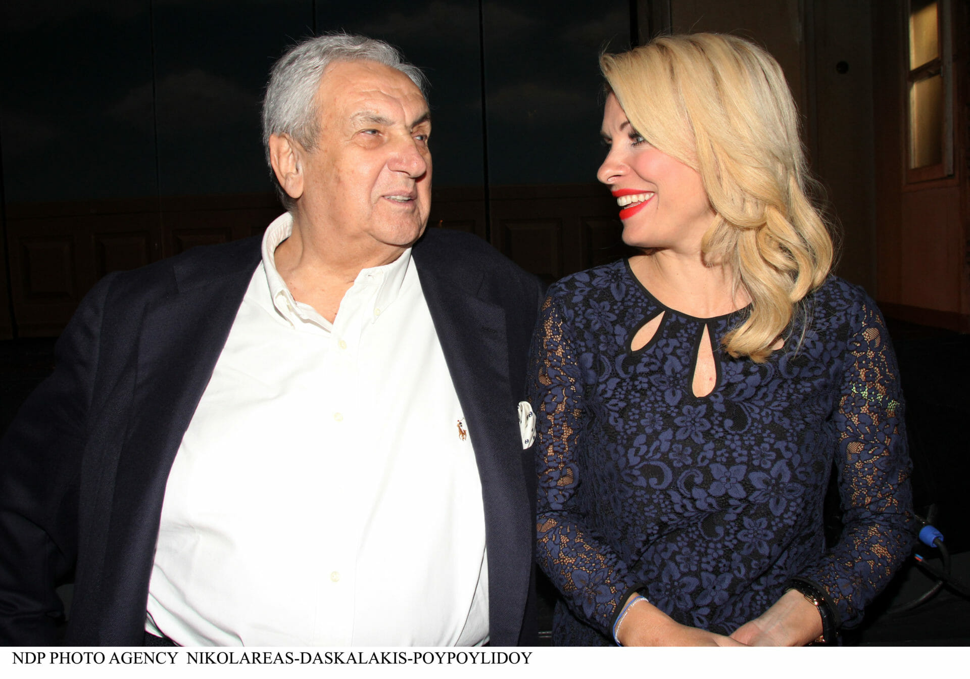 Η Ελένη Μενεγάκη αποχαιρέτησε τον Δημήτρη Κοντομηνά