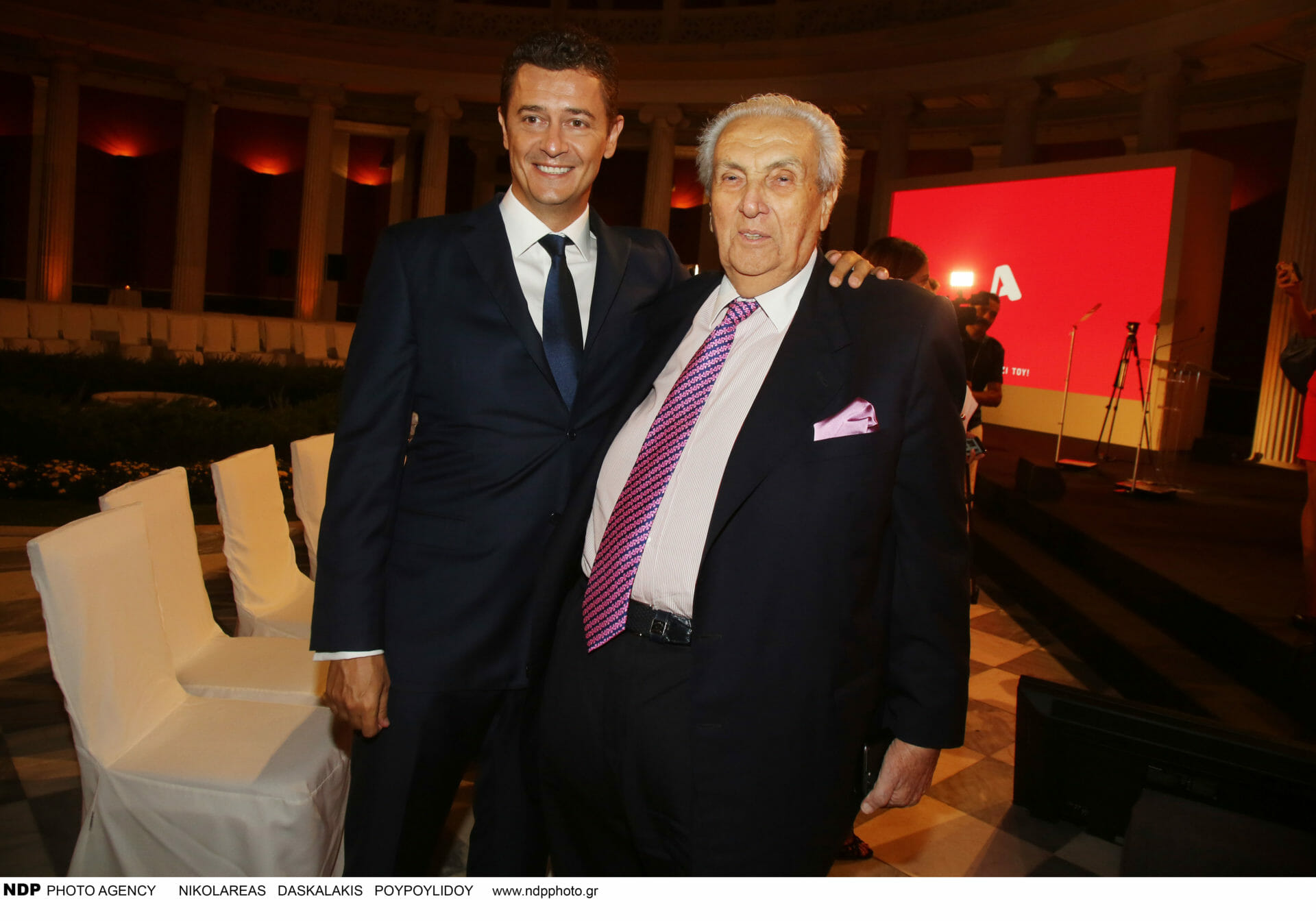 Αντώνης Σρόιτερ για Δημήτρη Κοντομηνά: «Έζησε σαν μεγιστάνας, πέθανε φτωχός»