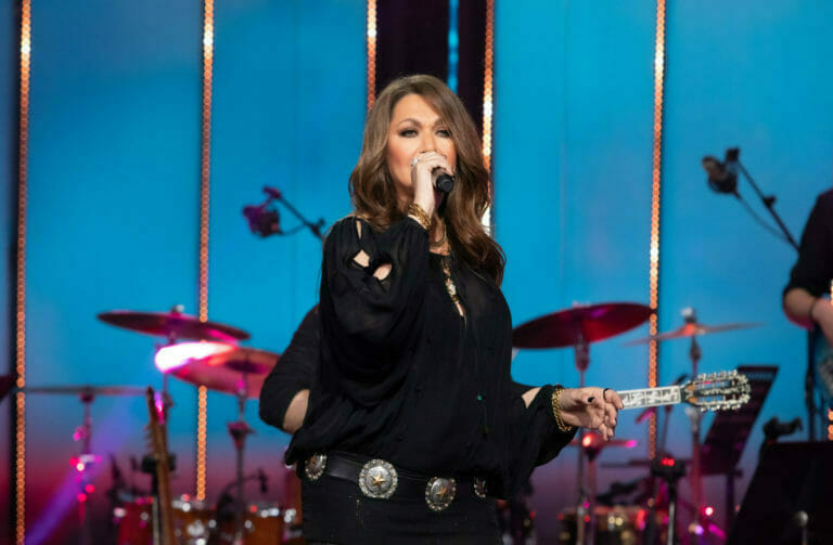 Chart Show: Κέρδισε τη μάχη της τηλεθέασης η Δέσποινα Βανδή