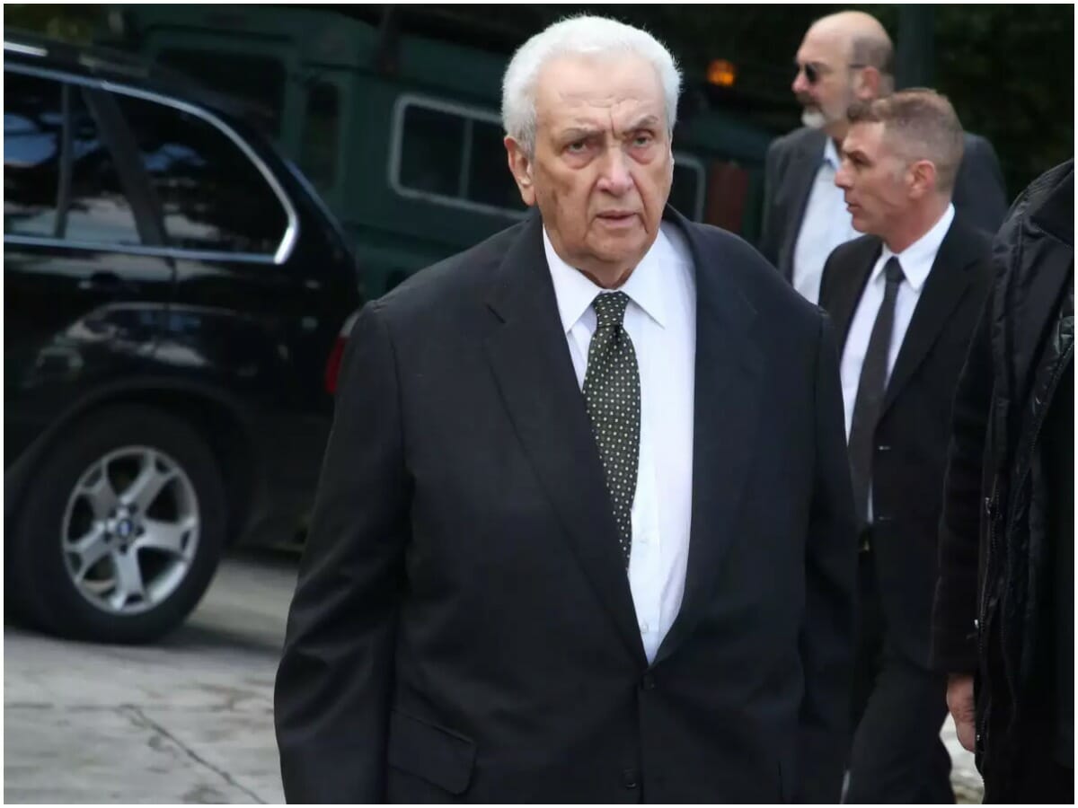 Δήμος Βερύκιος: "Έγινε ξεχωριστό τρισάγιο για τον Δημήτρη Κοντομηνά από φίλους και συνεργάτες"