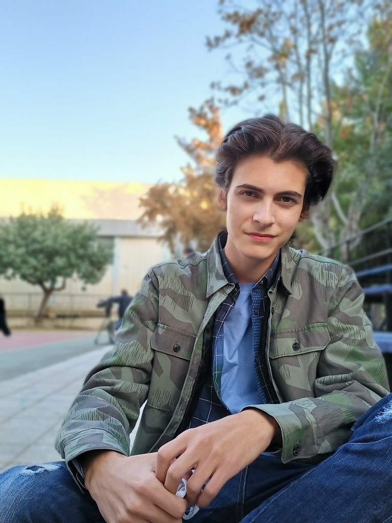 Κωνσταντίνος Πεσλής: «Μου είπε αυτοσχεδίασε και βγάλε τα ρούχα σου»