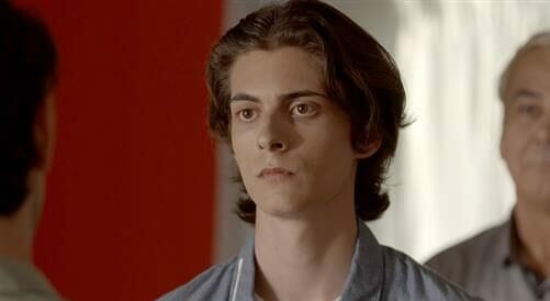 Κωνσταντίνος Πεσλής: «Μου είπε αυτοσχεδίασε και βγάλε τα ρούχα σου»