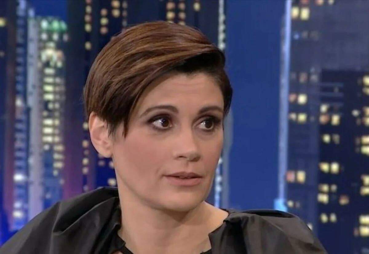 Άννα Μαρία Παπαχαραλάμπους: «Δύσκολα θα σκηνοθετούσα τον Φάνη»