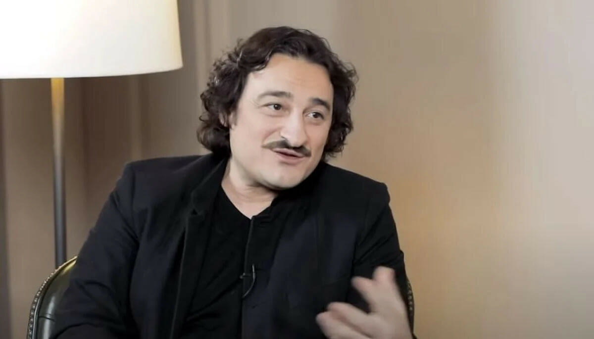 Βασίλης Χαραλαμπόπουλος: «Δεν έχεις το δικαίωμα να σταματήσεις μία παράσταση»