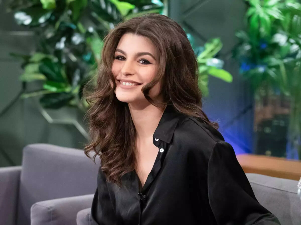 Δανάη Παππά: «Ο σύντροφός μου με βοηθούσε να κάνω πρόβα για τον ρόλο στον Σασμό»