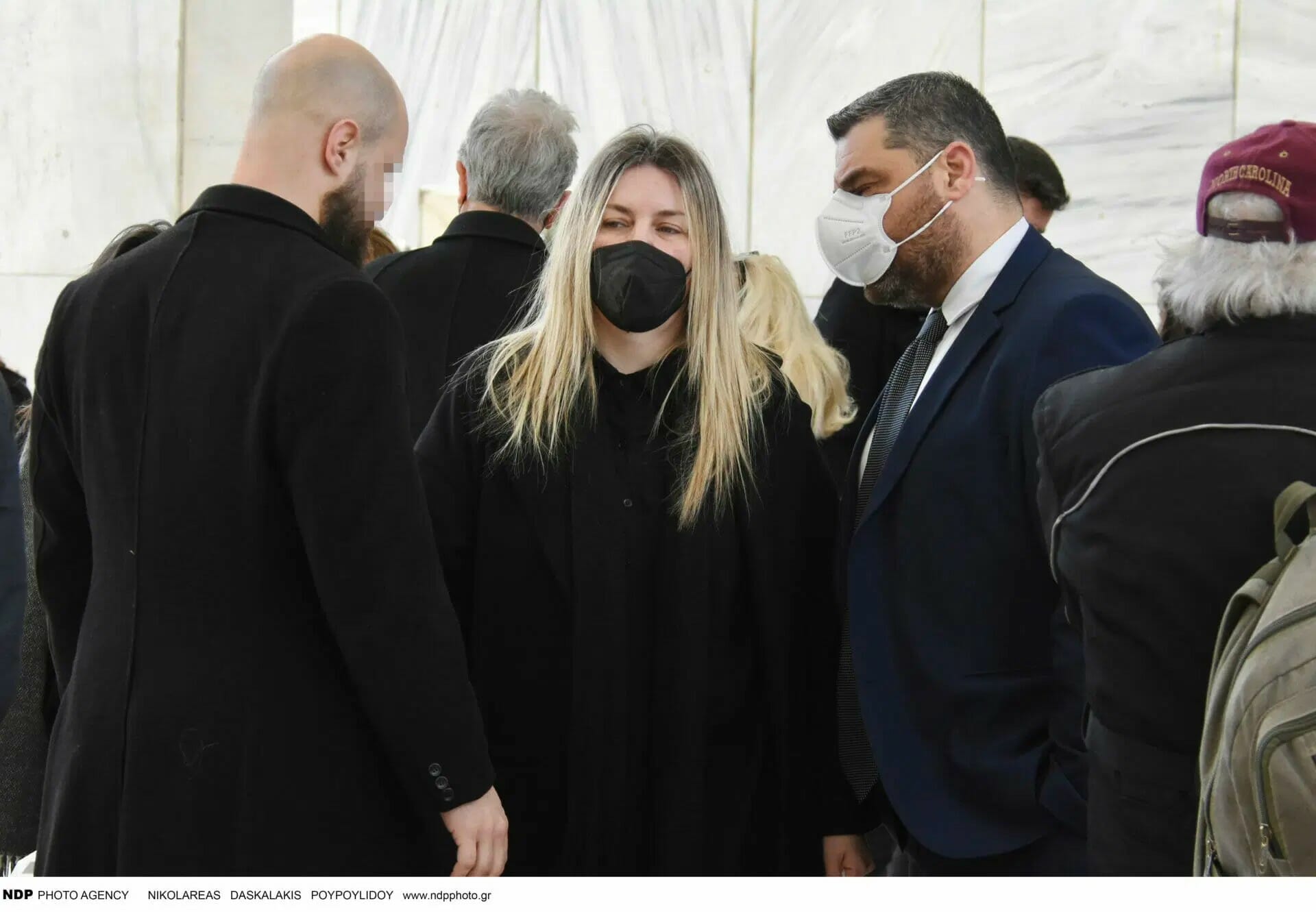 Ελισάβετ Μουτάφη: Το μήνυμα μια μέρα μετά την κηδεία του πατέρα της