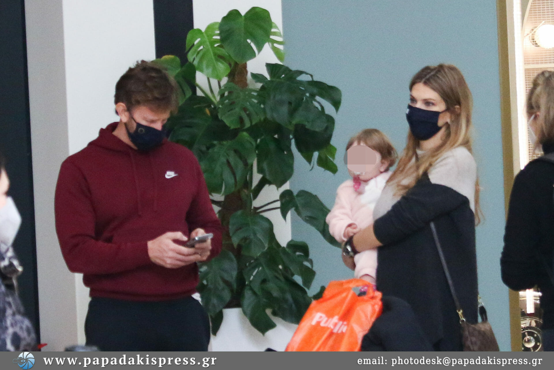 Εύα Καϊλή: Σπάνια εμφάνιση με τον σύντροφό της και την κόρη τους, Αριάδνη