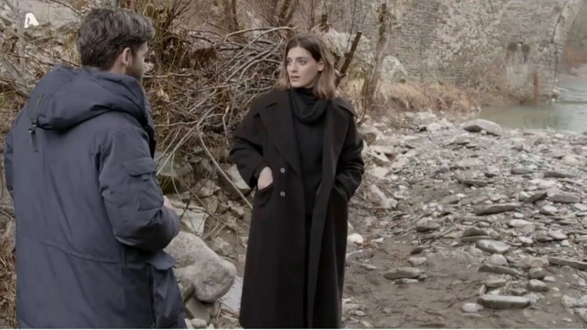 Σασμός spoiler: η Αργυρώ λέει το «ναι» στην πρόταση γάμου του Σταύρου