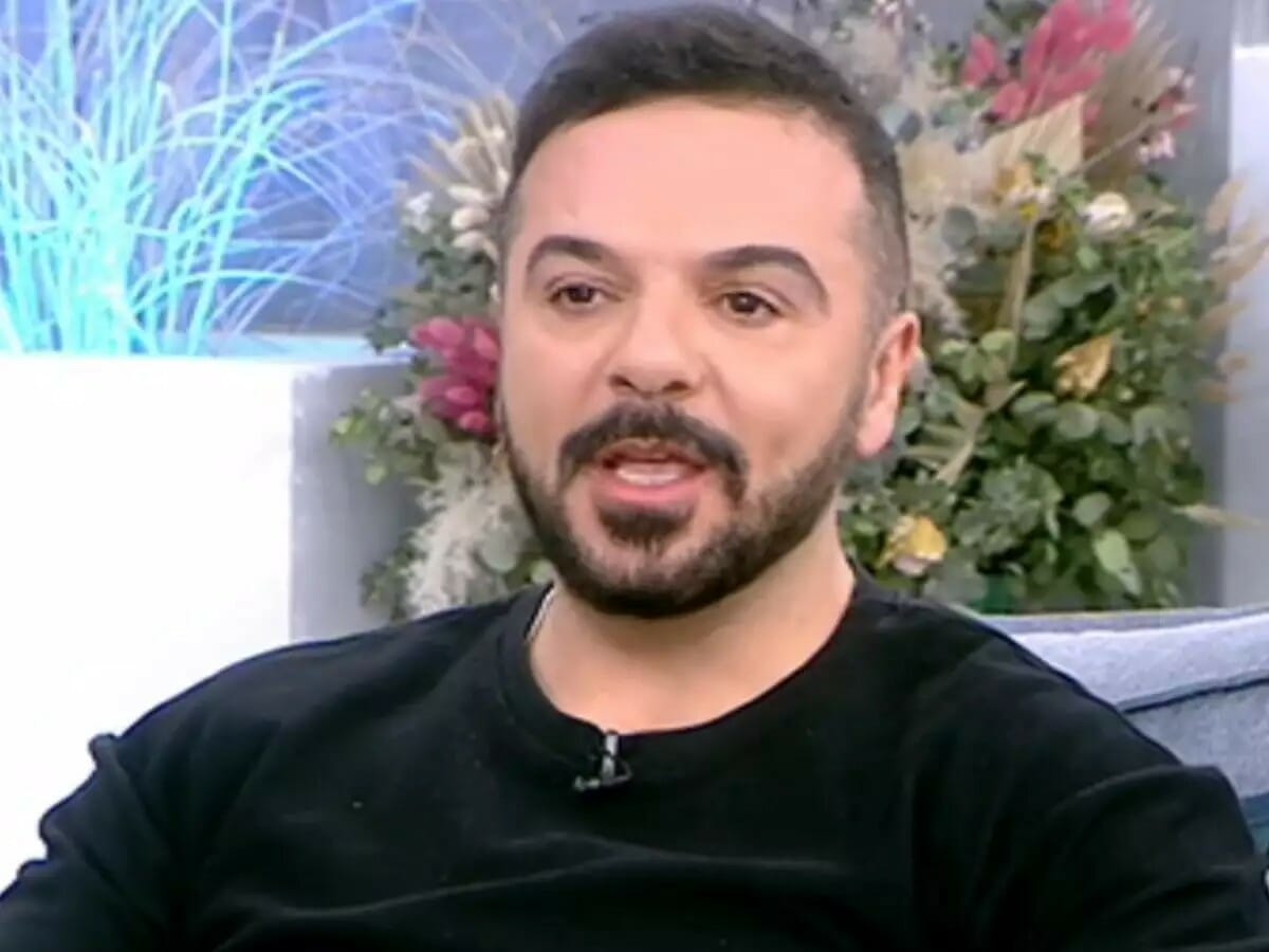 Τριαντάφυλλος: «Εγώ είμαι ακόμα ερωτευμένος με τη σύζυγό μου, εκείνη δεν ξέρω»