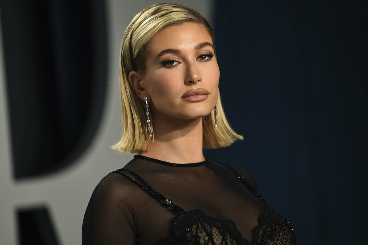 Hailey Bieber: Στο νοσοκομείο με συμπτώματα εγκεφαλικού η 25χρονη!