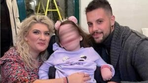 Ρούλα Πισπιρίγκου: «Τους έπιασε ο Μάνος στο κρεβάτι»