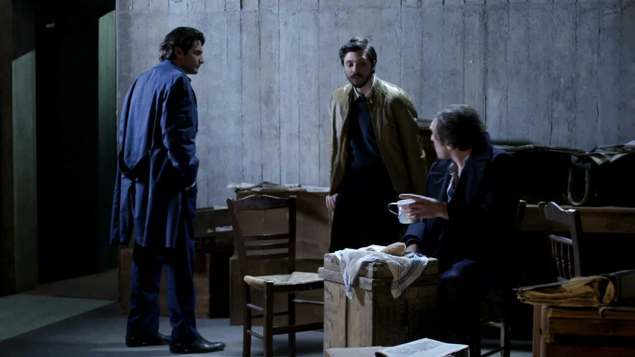 Άγριες μέλισσες: αυτό είναι το συγκλονιστικό τέλος του Βαρουξή