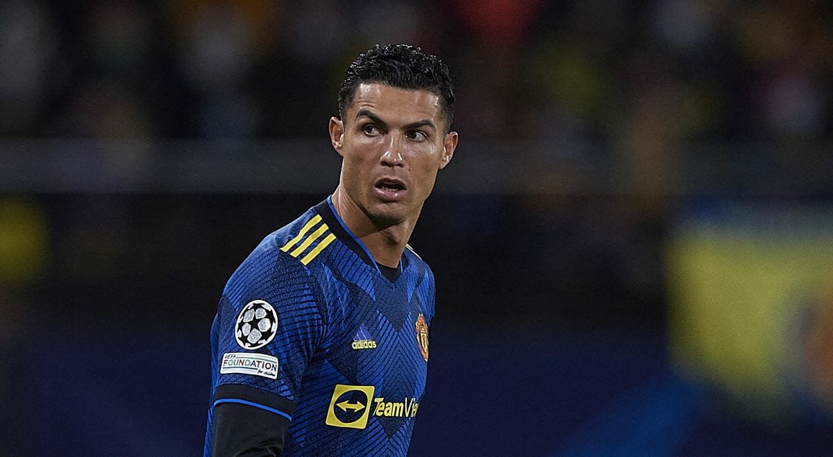 Κριστιάνο Ρονάλντο: Αγκαλιά με τη νεογέννητη κόρη του