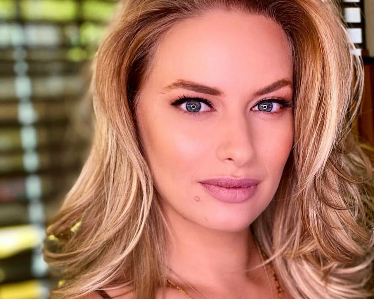 Ντόρα Μακρυγιάννη: Η κακοποιητική σχέση που βίωσε σε ηλικία 16 χρονών