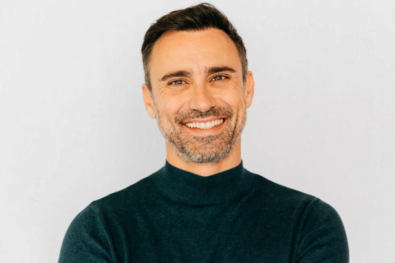 Γιώργος Καπουτζίδης: «Ως γκέι δημιουργός, έχω χρέος να πω τις ιστορίες μας πια»