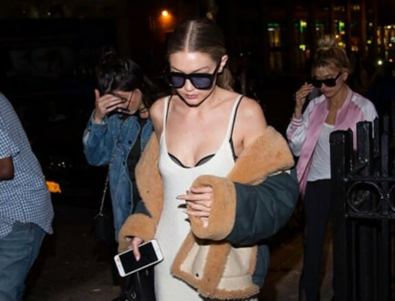 Τα platforms heels του οίκου Valentino είναι τα αγαπημένα των fashionistas