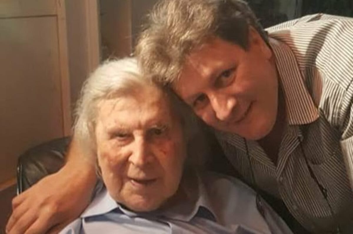 Νίκος Κουρής: «Όλα τα παιδιά του Θεοδωράκη μεγαλώσαμε μες στην απόρριψη κατά κάποιο τρόπο»