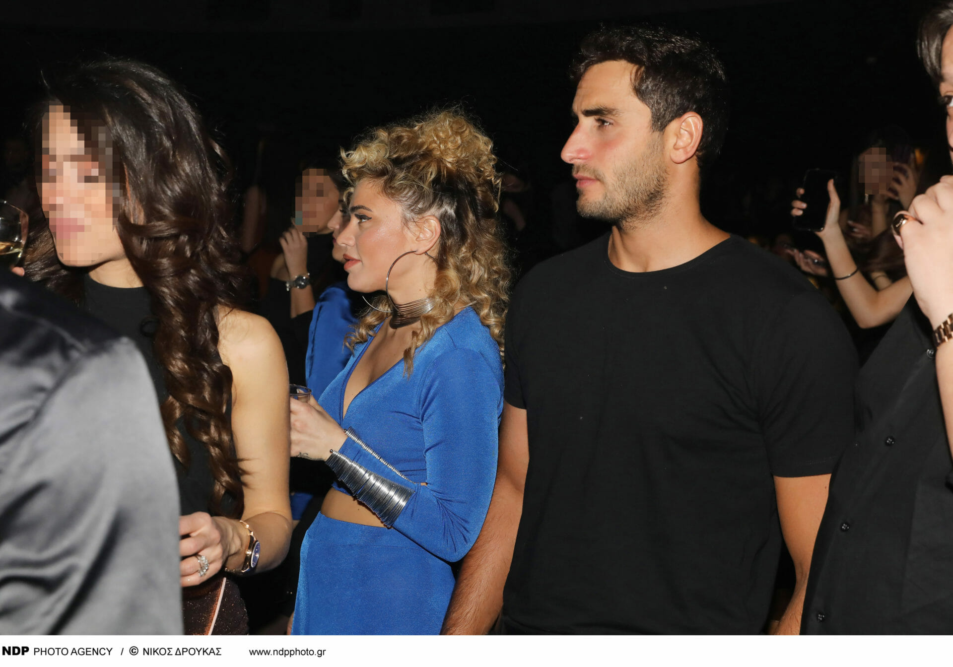 Κόνι Μεταξά - Μάριος Καπότσης: Το «έκαψαν» στο Αργυρό - Απαστράπτουσα η τραγουδίστρια