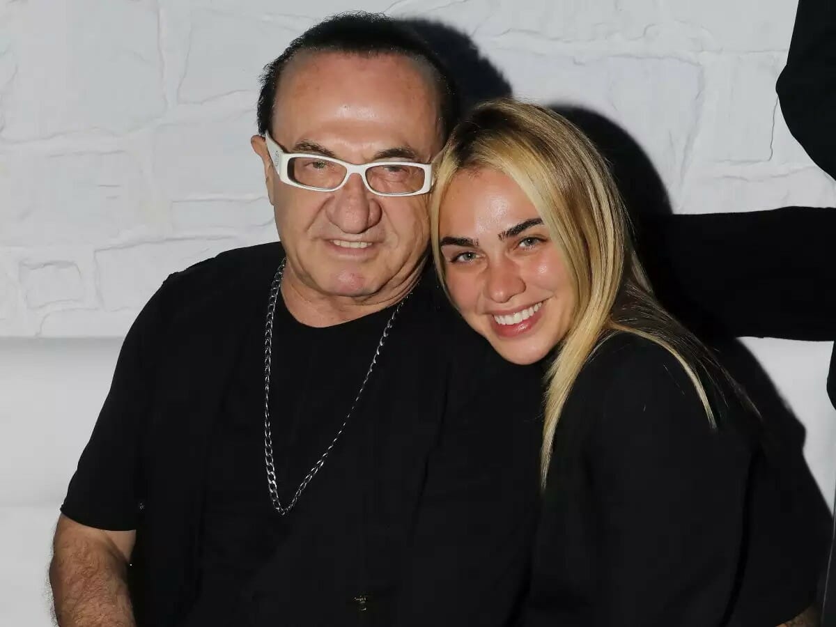 Λευτέρης Πανταζής: Μιλάει για τον γάμο της κόρης του