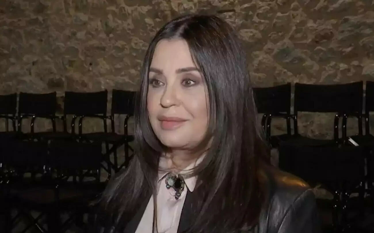 Ο μιντιάκιας: από σταρ του Σασμού, παρουσιάστρια σε εκπομπή