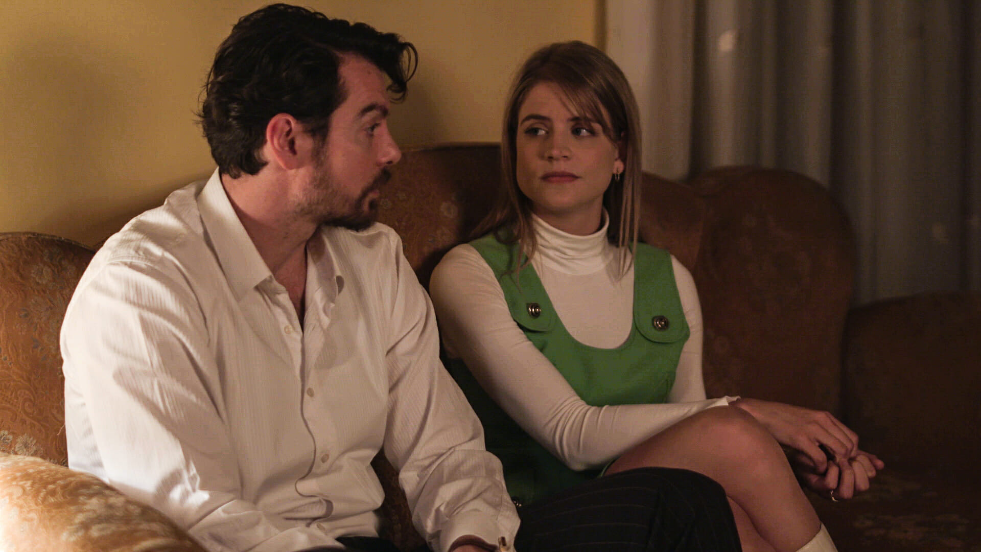 Άγριες μέλισσες: η Δρόσω φεύγει από το σπίτι μετά την απόφαση του Κωνσταντή