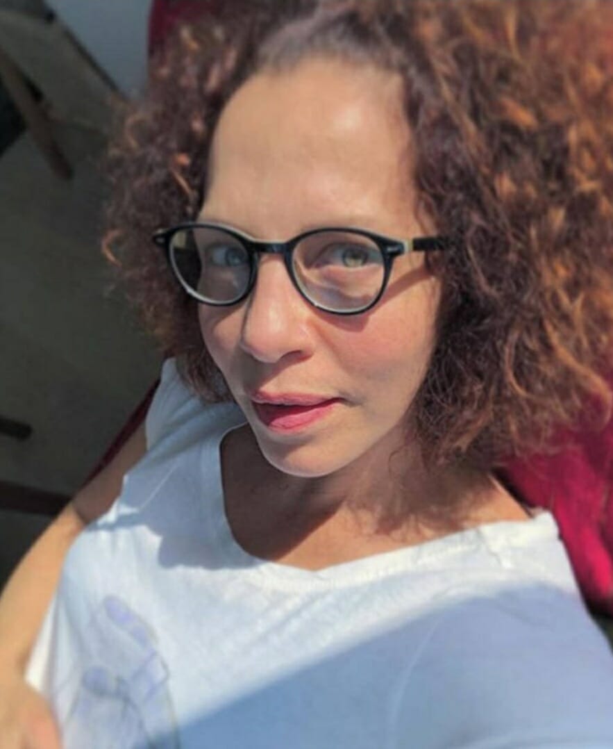 Σοκ! Παραμορφώθηκε από τις πλαστικές η Τουρκάλα νικήτρια της Eurovision Σερτάμπ Ερενέρ!