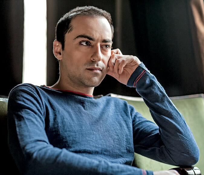 Θανάσης Αλευράς: «Έχω πέσει στα πατώματα για έναν έρωτα, έχω κάνει και παρακολούθηση»