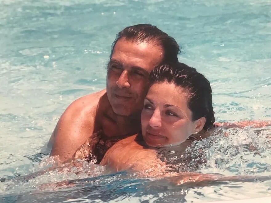 Άντζελα Γκερέκου: Σπάνιες φωτογραφίες από τα καλοκαίρια με τον Τόλη Βοσκόπουλο