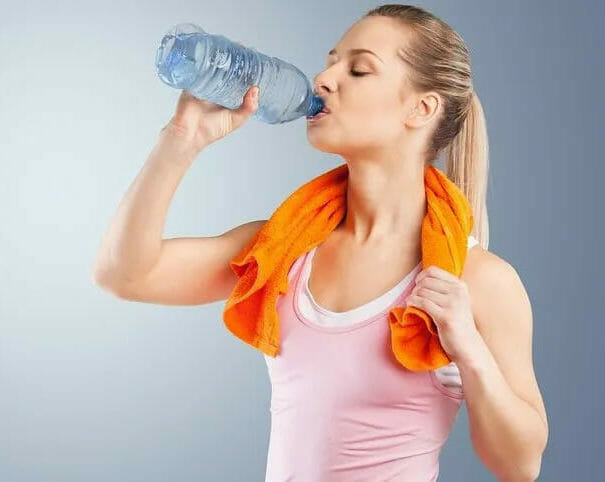 Wellness: το νερό παίζει καθοριστικό ρόλο στον οργανισμό