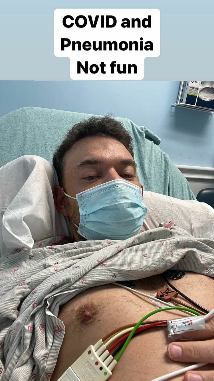 Δημήτρης Γιαννέτος: Στο νοσοκομείο με πνευμονία ο κομμωτής των celebrities