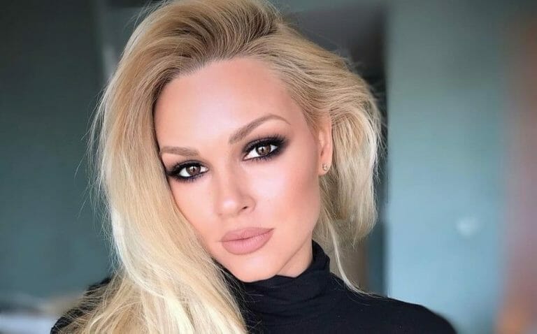 Βίκυ Κάβουρα: «Έχω υπάρξει το τρίτο πρόσωπο σε σχέση»