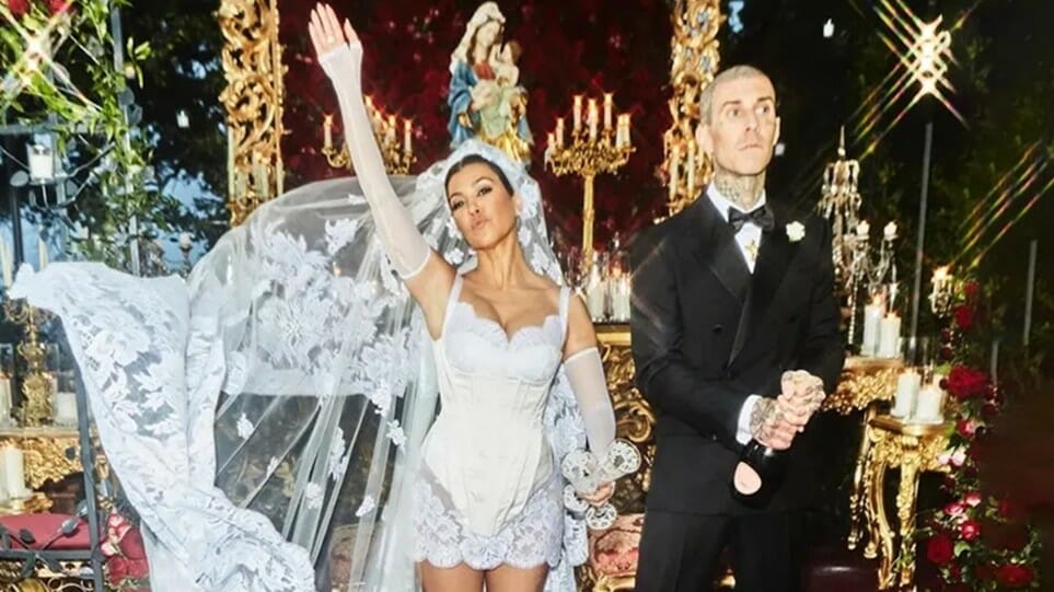 Κόρτνεϊ Καρντάσιαν - Τράβις Μπάρκερ: Το άλμπουμ από τον παραμυθένιο γάμο τους στην Ιταλία