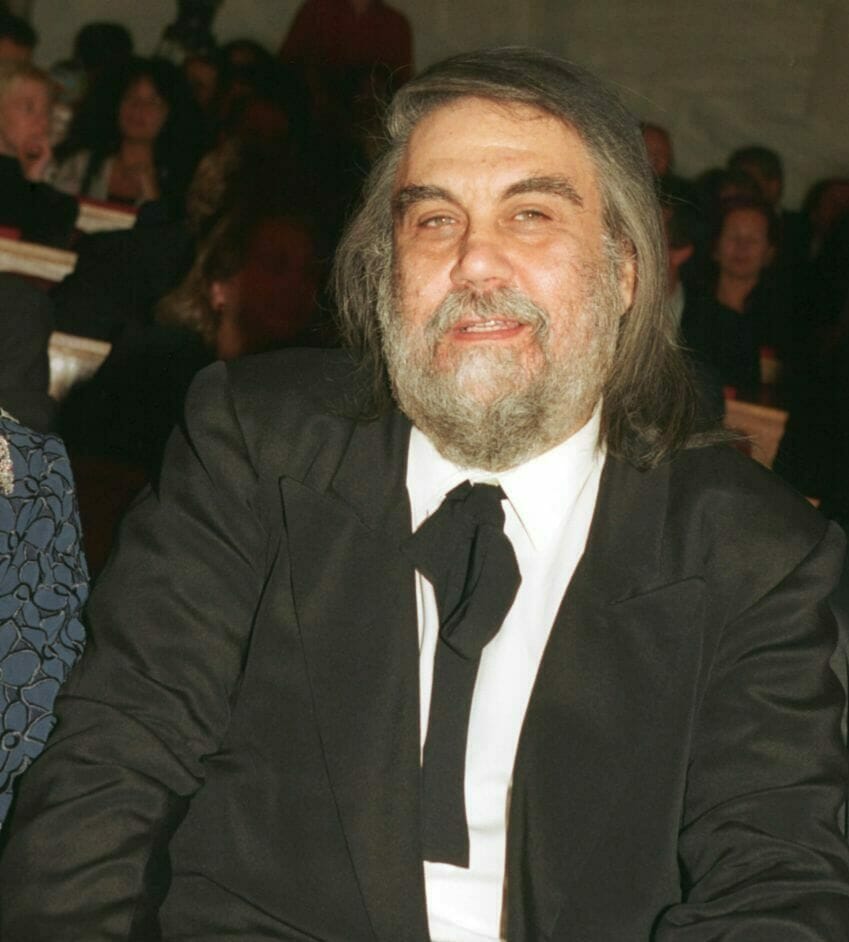 Βαγγέλης Παπαθανασίου: η πικρή ιστορία για το σπίτι του στη Διονυσίου Αρεοπαγίτου