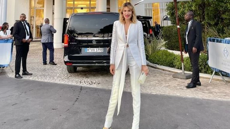 Βίκυ Καγιά: Η εμφάνισή της στο Φεστιβάλ Καννών