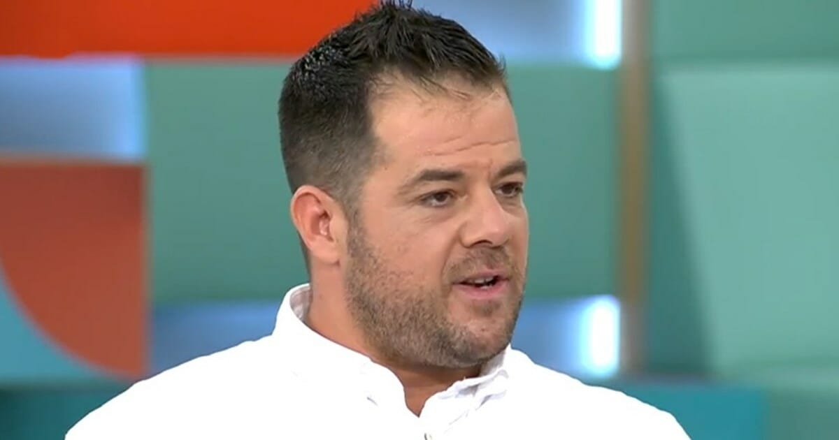 Γιάννος Σδούγκας: η αποχώρηση από το MasterChef, οι μπηχτές για την Ελπίδα και η στήριξη στον Μπόμπαινα