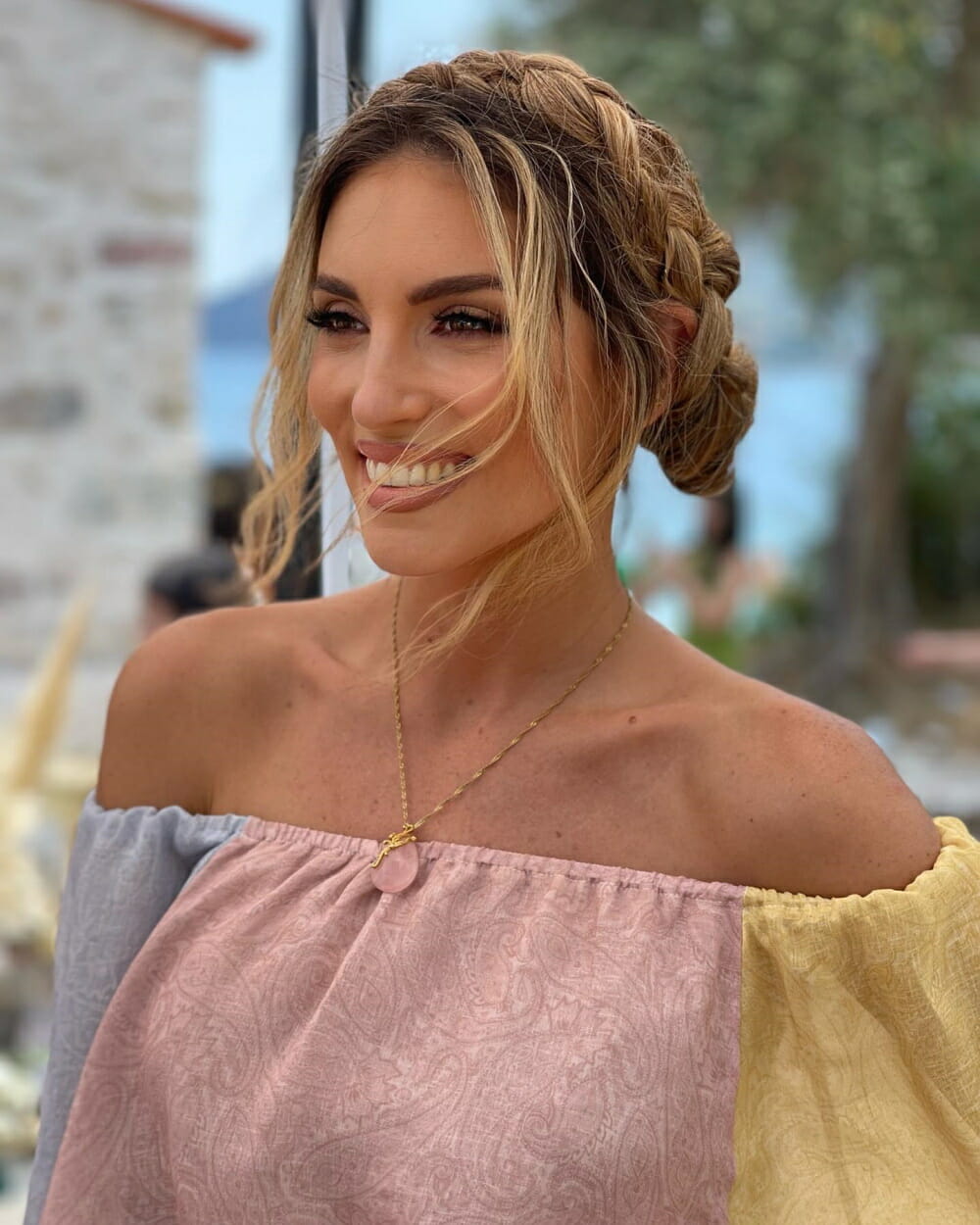 Αθηνά Οικονομάκου: Το φωτογραφικό άλμπουμ της βάπτισης της κόρης της - Ποιοι έδωσαν το παρών στο Γύθειο