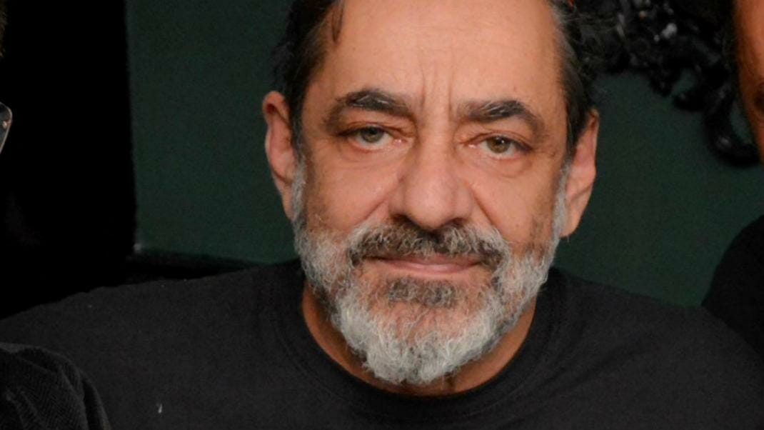 Αντώνης Καφετζόπουλος: «Μας αντιμετώπιζαν σαν φτωχαδάκια στα σκυλάδικα»