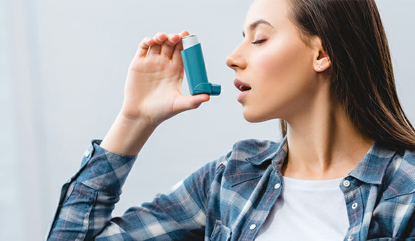 Άσθμα: η βιταμίνη που περιορίζει σημαντικά τις κρίσεις