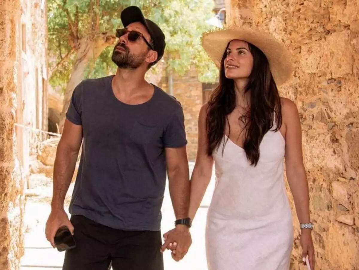 Σάκης Τανιμανίδης - Χριστίνα Μπόμπα: Από τη Μύκονο στην Κρήτη