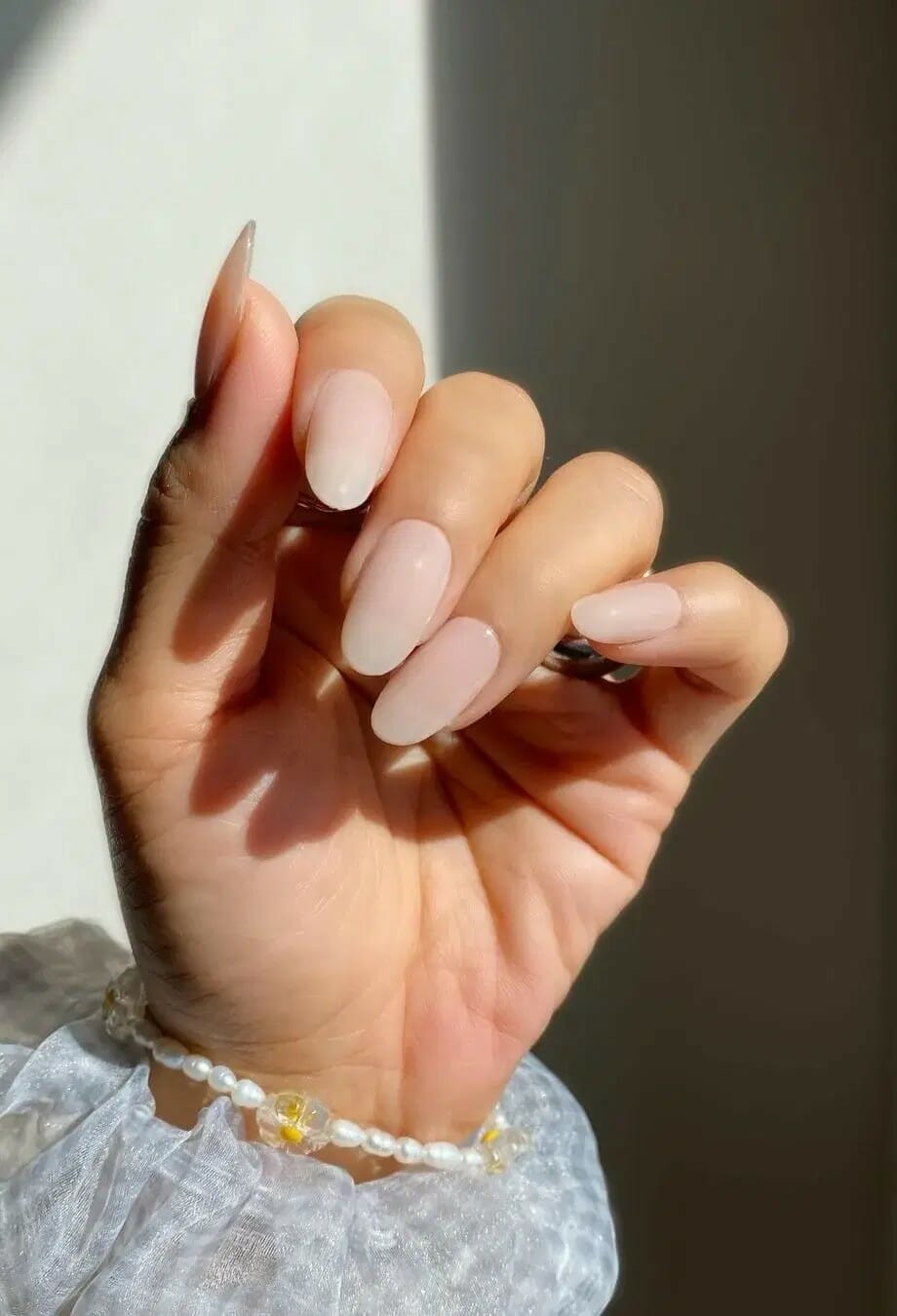 Διάφανα νύχια: Το super chic μανικιούρ του καλοκαιριού