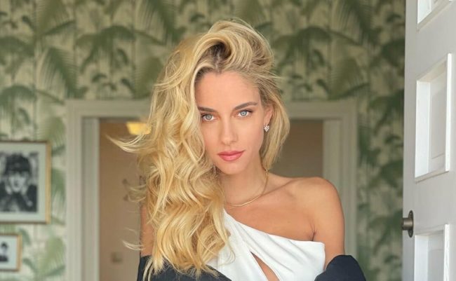 Δούκισσα Νομικού: Η μητέρα της μοιάζει σαν αδερφή της!