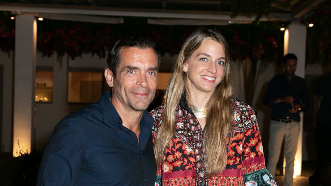 Κωνσταντίνος Μαρκουλάκης - Χρυσή Βαρδινογιάννη: Βραδινή έξοδος για το ζευγάρι στην Αθηναϊκή Ριβιέρα