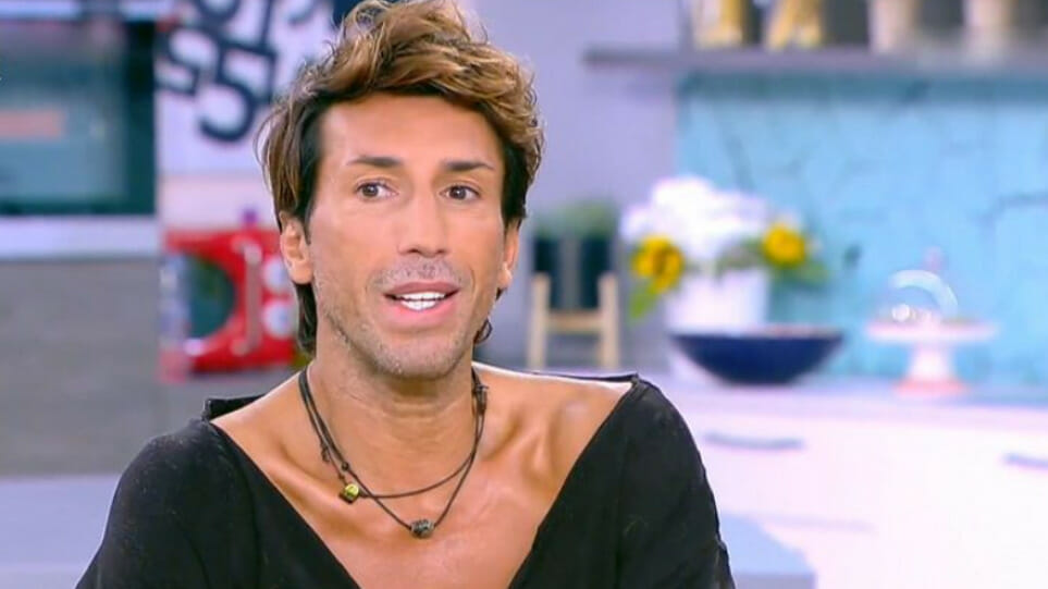 Survivor: Απίστευτες καταγγελίες από τον Εμμανουήλ: «Με κλώτσαγαν και έλεγαν τη μάνα μου ιερόδουλη»