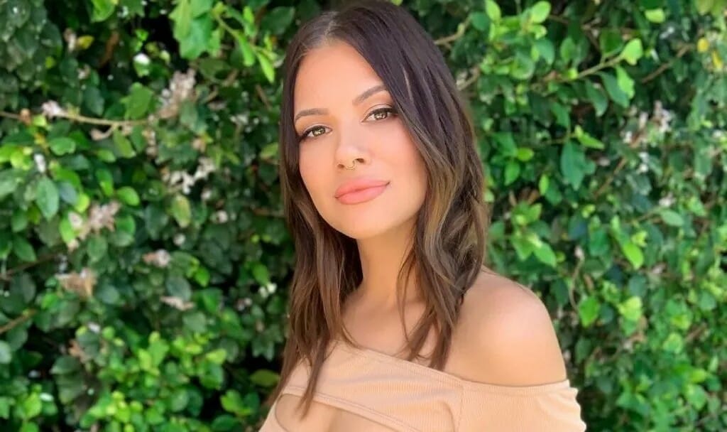 Λάουρα Νάργες: Χαμογελά και πάλι μετά τις δυσκολίες της εγκυμοσύνης