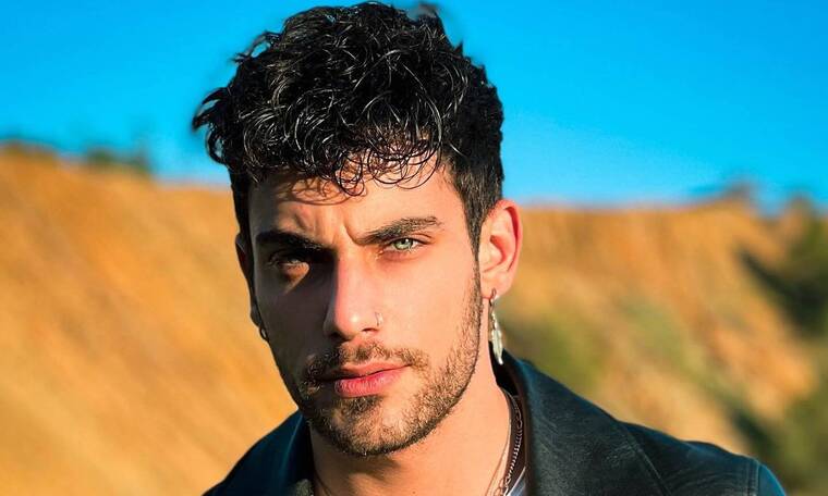 Ραφαήλ Καρυωτάκης: Η γη της Ελιάς, το «καυτό» spoiler και το bullying